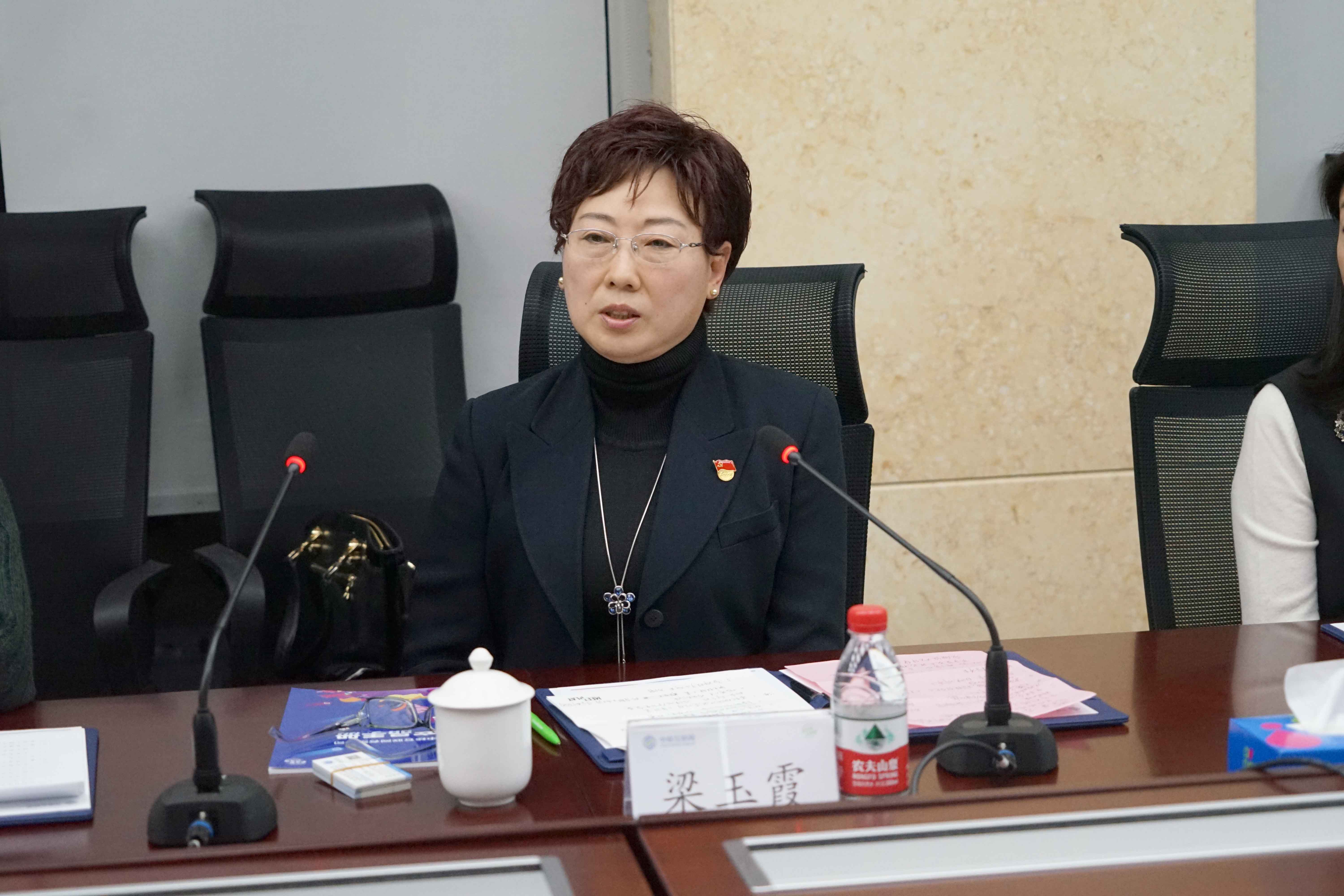 3 廣東省物流行業協會黨支部書記、秘書長梁玉霞.JPG